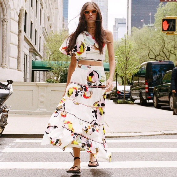 ZARA asymmetrical one shoulder top size  L - Picture 2 of 7